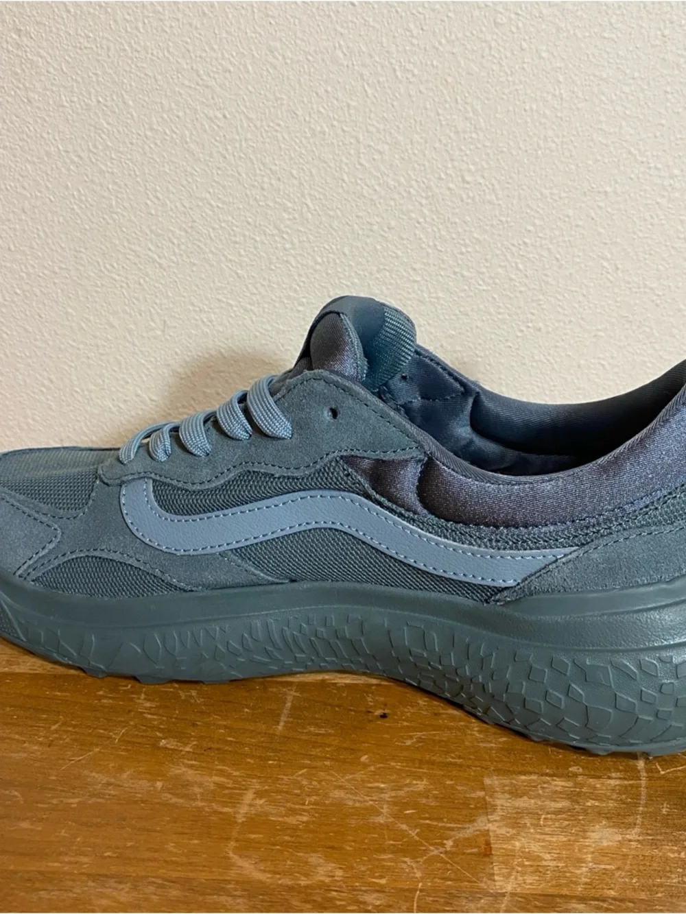 Vans Ultrarange Neo Vr3 Stormy Weather Blue - Size 9